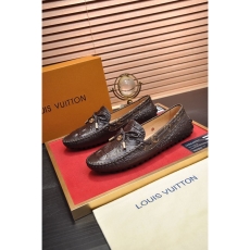 Louis Vuitton Low Shoes